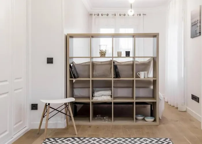 AH - Suites Madrid Río